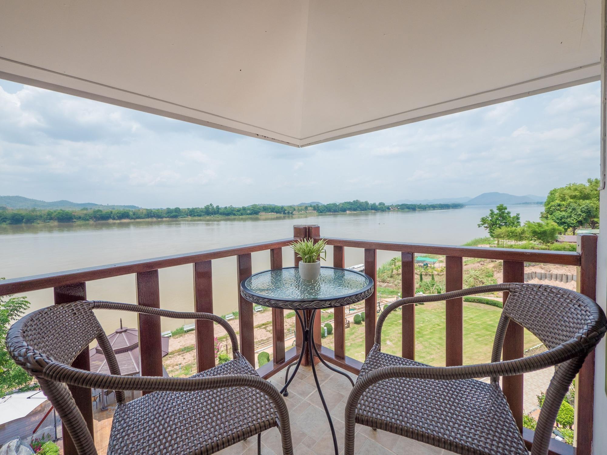 Chiangkhan River Mountain Resort Чанхан Экстерьер фото