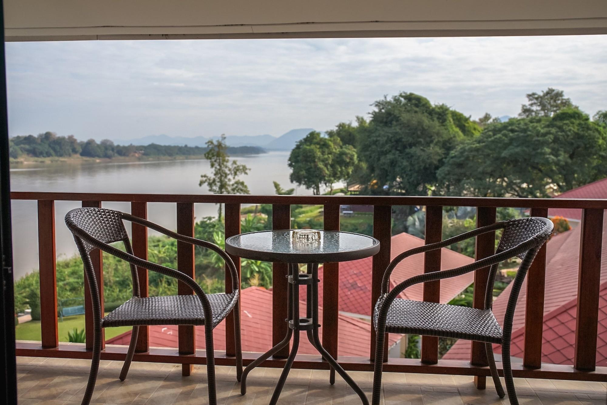 Chiangkhan River Mountain Resort Чанхан Экстерьер фото