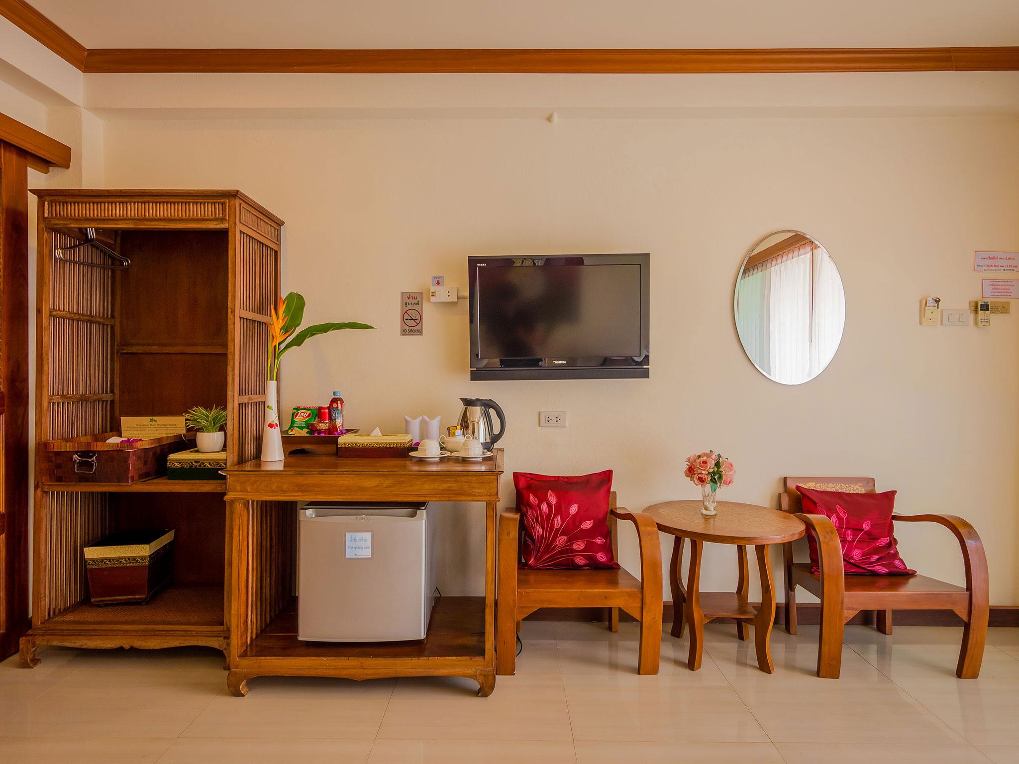 Chiangkhan River Mountain Resort Чанхан Экстерьер фото