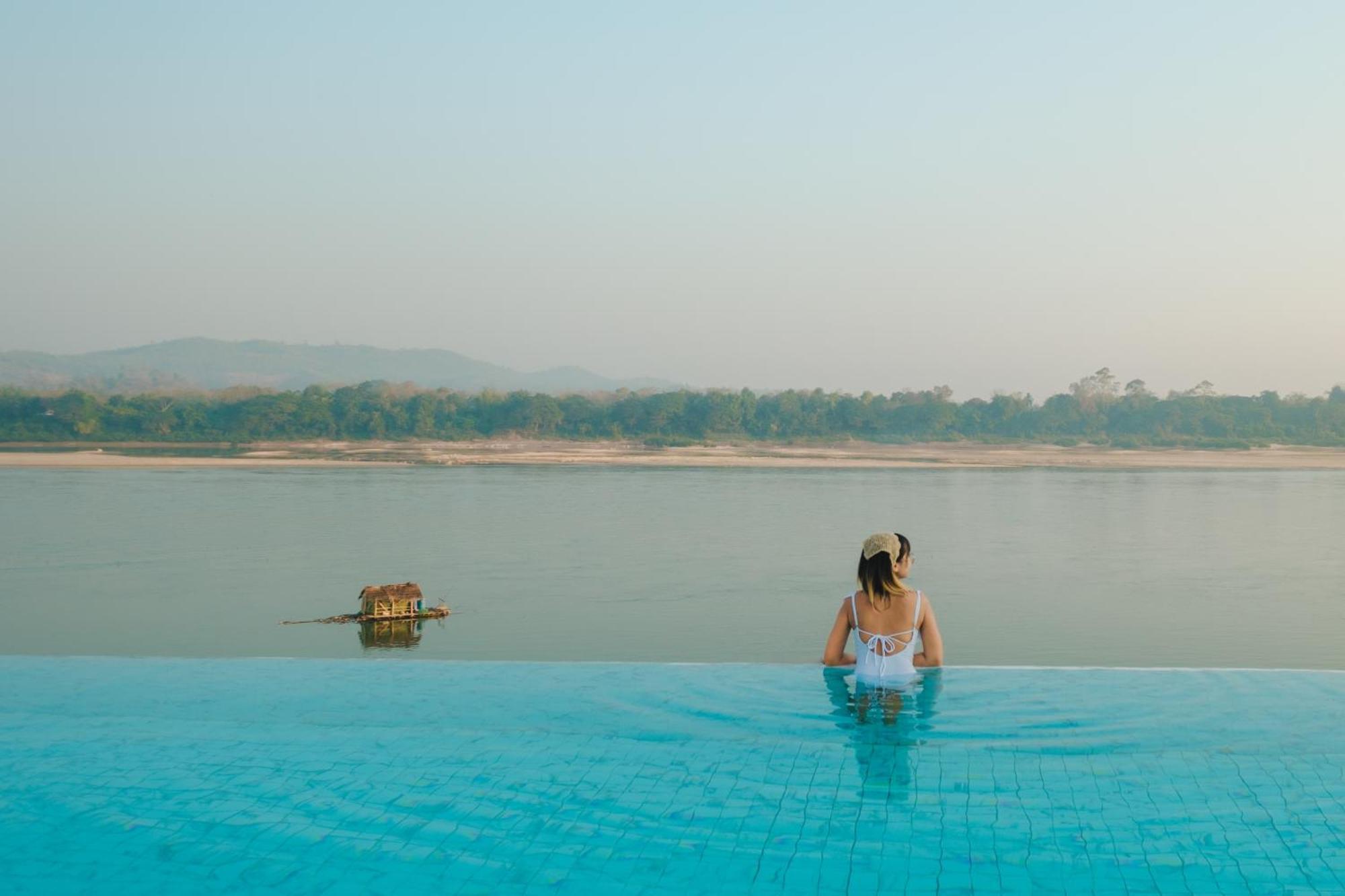 Chiangkhan River Mountain Resort Чанхан Экстерьер фото